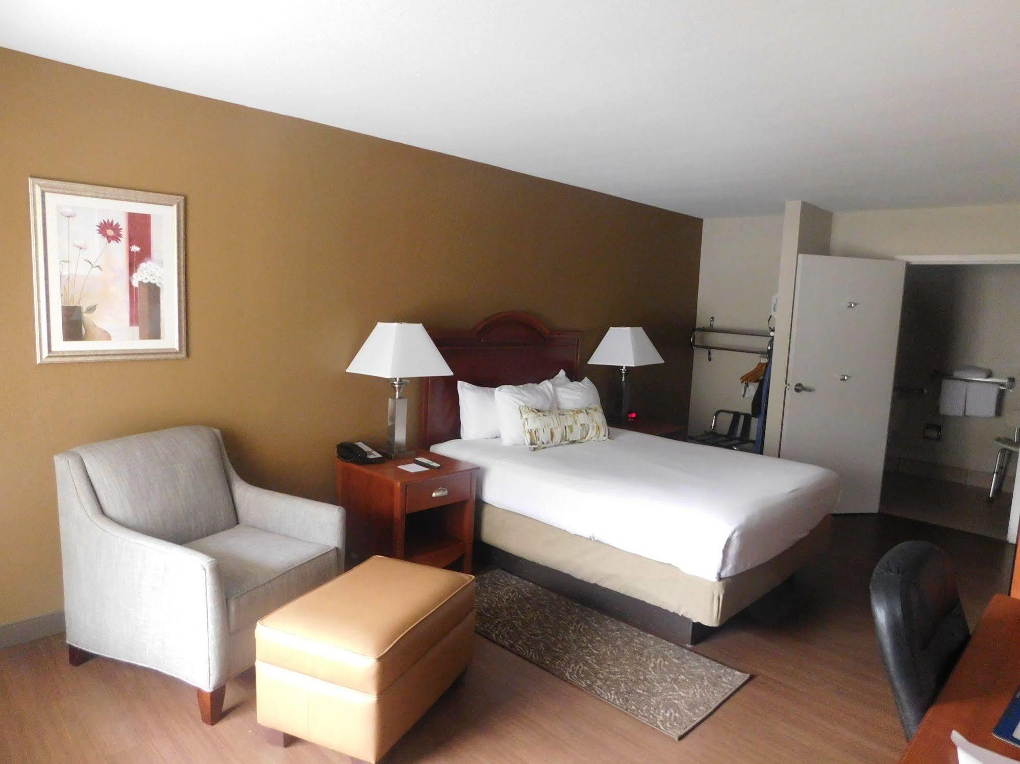 Best Western Shenandoah Inn Newnan Εξωτερικό φωτογραφία